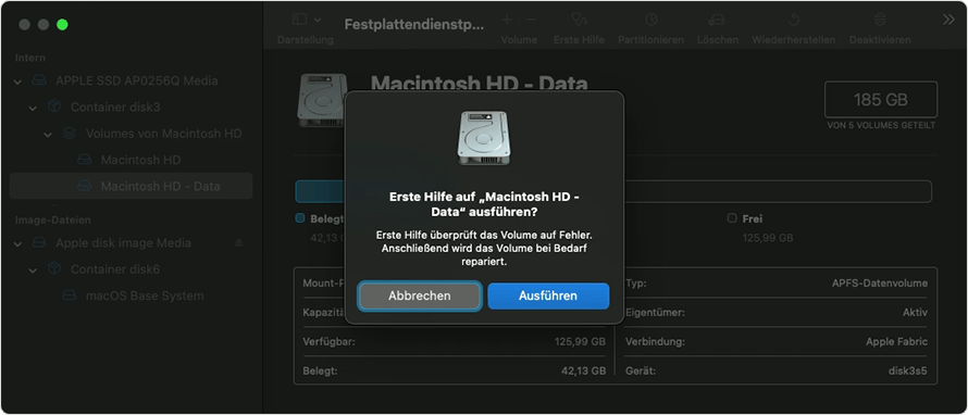 Macintosh HD ist das übergeordnete Laufwerk auf Ihrem Mac.
Sie können alle Geräte anzeigen, die mit Ihrem Mac verbunden sind.